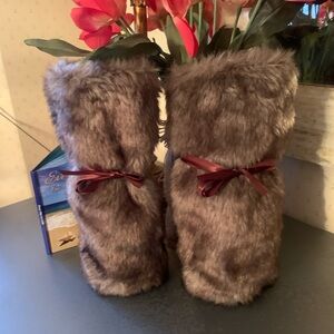 Merry Moments luxurious BROWN FAUX fur wine bags, with BROWN ribbon.